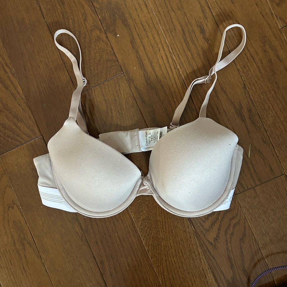 Calvin Klein Tan Bra - Size 34B- NWOT